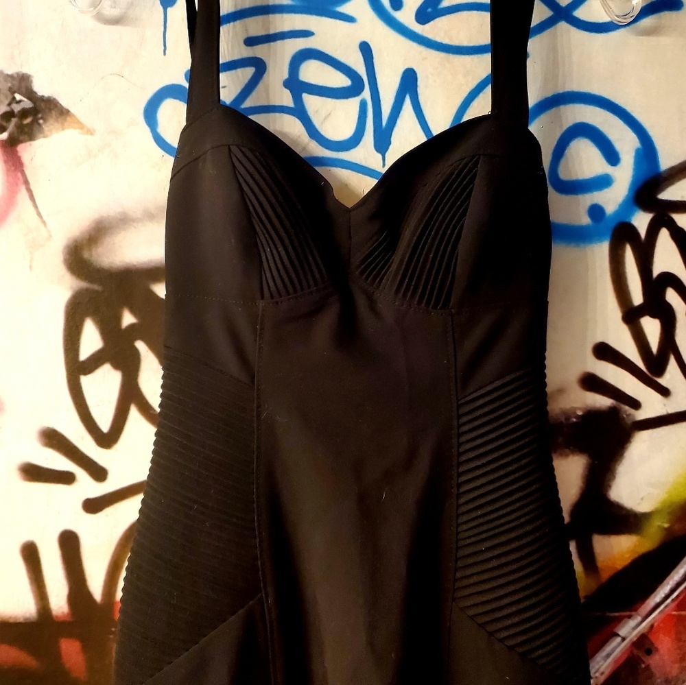 Bebe Bodycon LBD - Picture 3 of 4